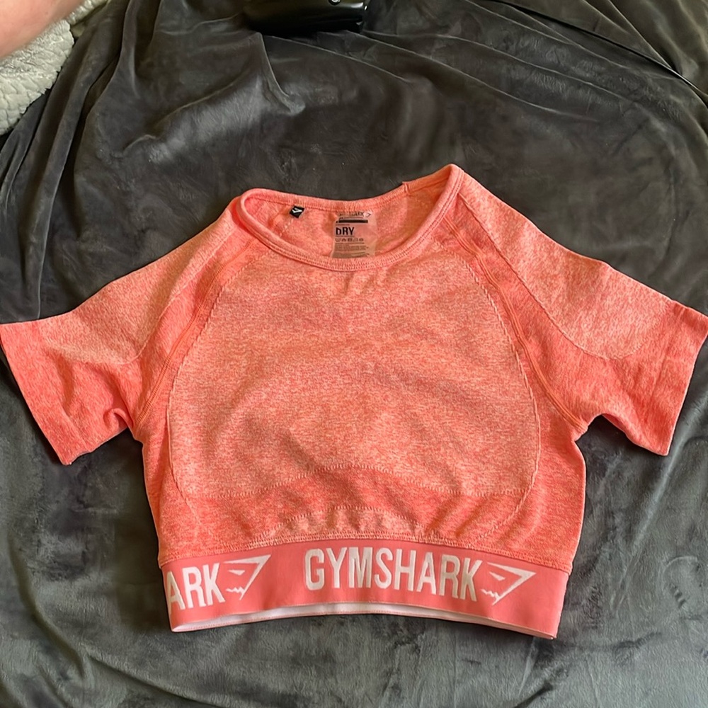 Gymshark cropped shirt